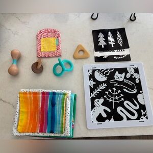 Lovevery The Charmer Play Kit